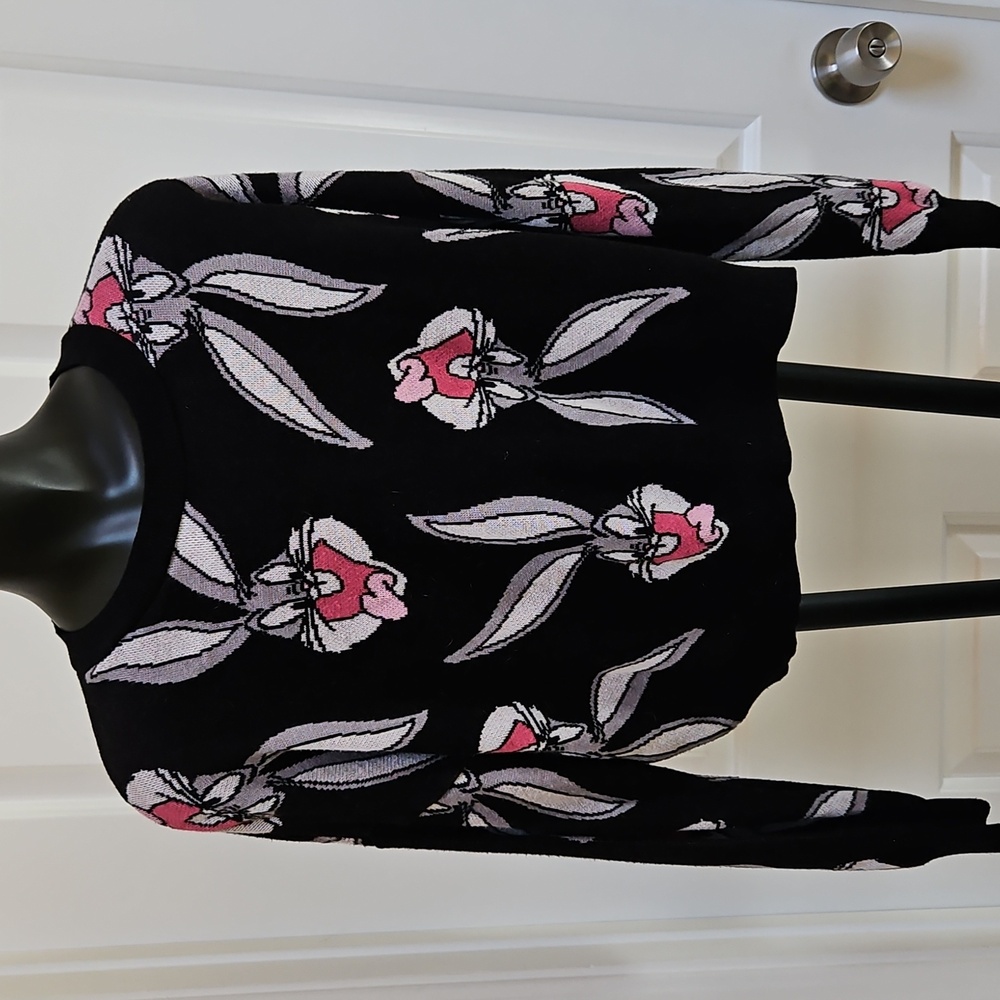 LOONEY TUNES Black Bugs Bunny Graphic knit Cropped  Pullover Sweater